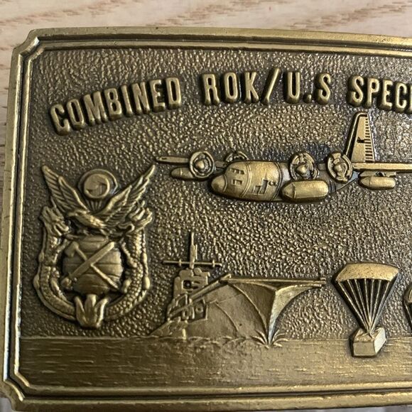 ROK/U.S. Special Forces Metal Belt Buckle No Manufacturers Mark Vintage - Picture 2 of 16